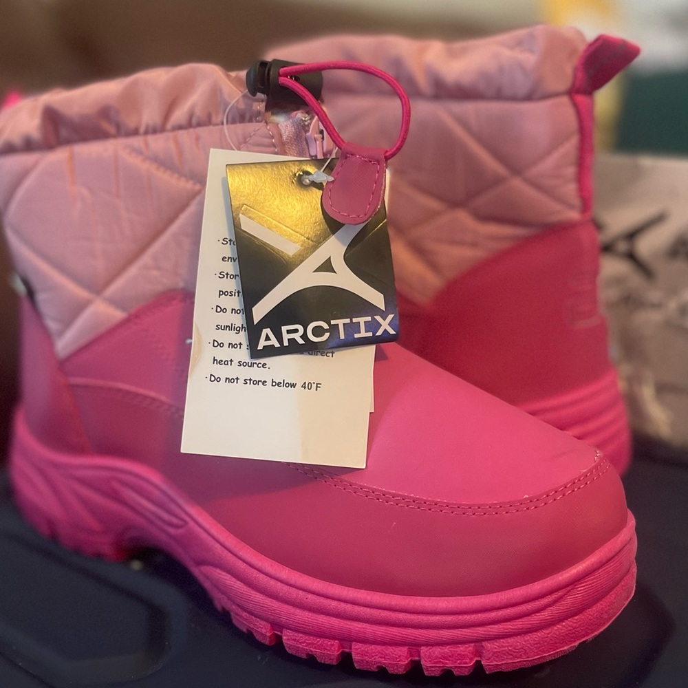 Arctix Big Kid Tracer Winter Boots-Blast Pink Size 7